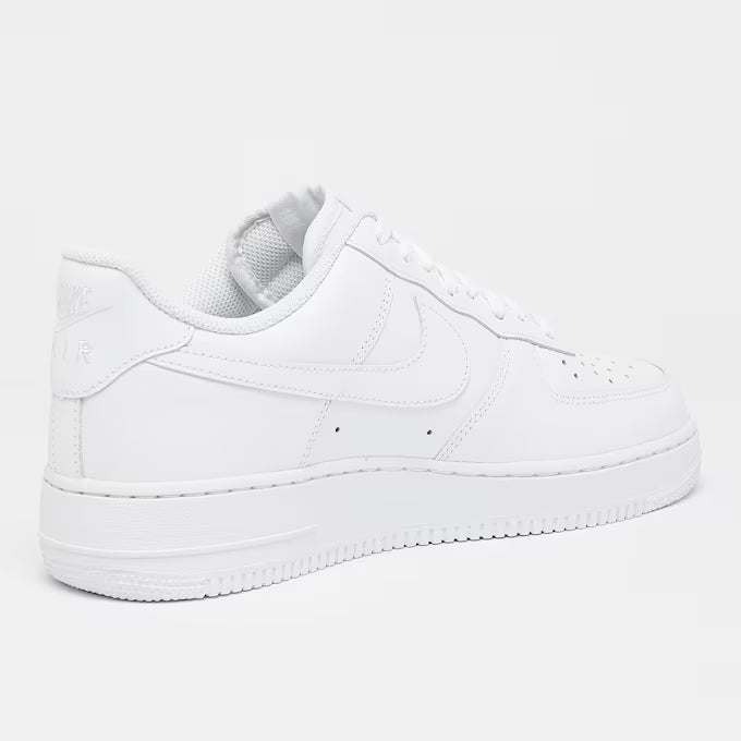 Handbemalte Nike Sneaker Custom Design